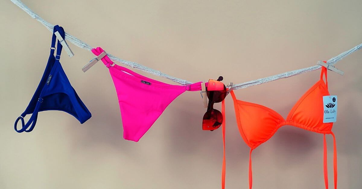 5 Stylish Accessories to Wear With Your Bikini